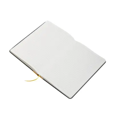 Caderno A5 em couro reciclado personalizado