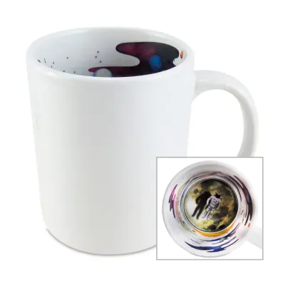 Caneca Branca com Interior Temático Astronauta personalizado